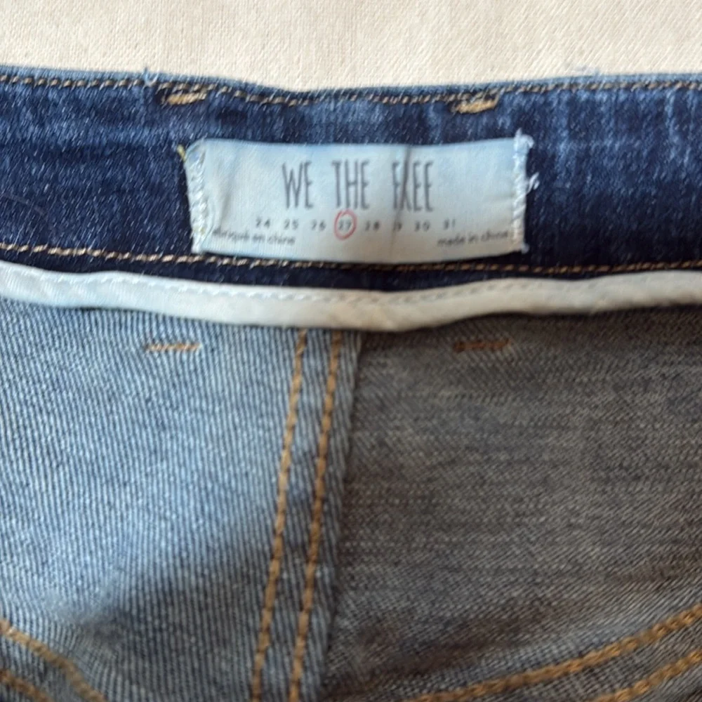 Like new!  Free People Denim Dark Blue Skirt Sz 27